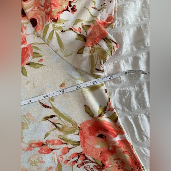 LuLaRoe Floral Short-Sleeve Swing Dress in Coral on Cream - Picture 11 of 16